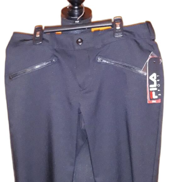 NWT. FILA  black crop pants sz 6 - Picture 2 of 7